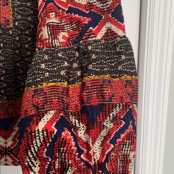 Aztec print top - Picture 7 of 7